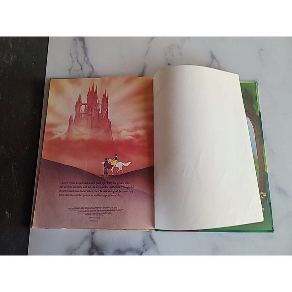 Mouse Works Hardcover Classics- Walt Disney’s Snow White And The Seven Dwarfs - Picture 8 of 10